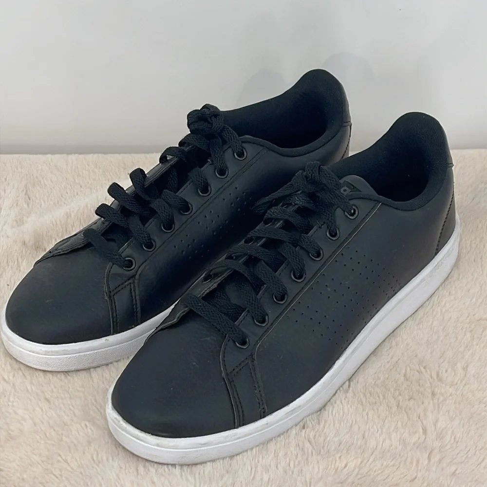 ADIDAS NEO MENS SIZE 10.5 Classic Black Sneakers